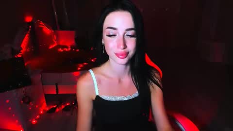 Snapshot of bad_desire chatting on September 2025 04:19:01 PM Miss Desire...do you remember online show from September 2025 04:19:01 PM