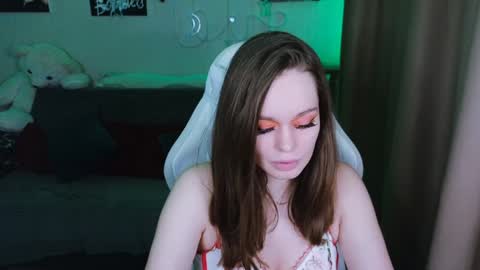 Lin online show from January 2025 04:23:01 PM