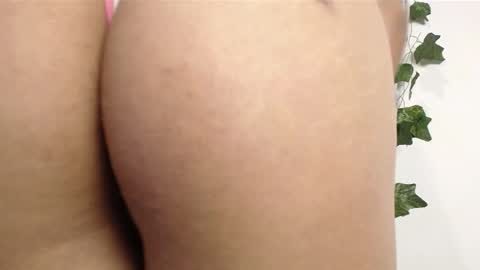 Snapshot of bad_girl_2003 chatting on February 2025 05:01:01 AM Angeles online show from February 2025 05:01:01 AM