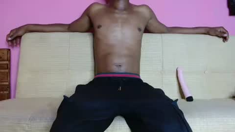 badaddo910342 online show from April 2026 09:39:01 AM