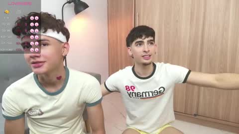 jhojan online show from February 2025 02:02:02 PM