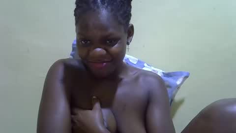 Snapshot of badgirl_p chatting on November 2025 02:21:01 AM Princess online show from November 2025 02:21:01 AM