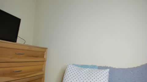 Snapshot of badmodel_ chatting on January 2025 08:17:01 PM Name online show from January 2025 08:17:01 PM