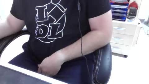 badskills701 online show from November 2025 06:51:01 PM