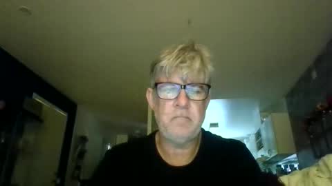 Snapshot of baggelina75 chatting on October 2025 08:33:02 AM baggelina75 online show from October 2025 08:33:02 AM