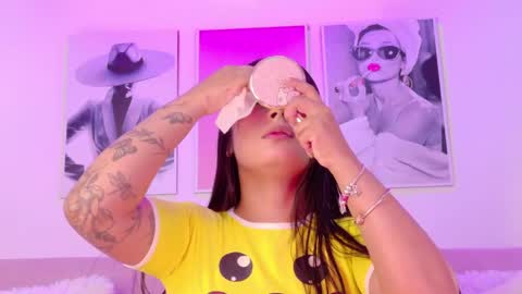 Bahia Marquez online show from April 2026 01:01:01 PM