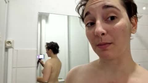 Baiedesbois online show from November 2025 07:30:01 PM