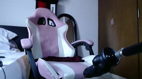 sandra online show from October 2025 02:25:02 PM