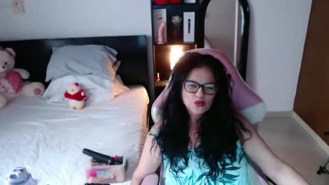 sandra online show from November 2025 12:06:01 PM