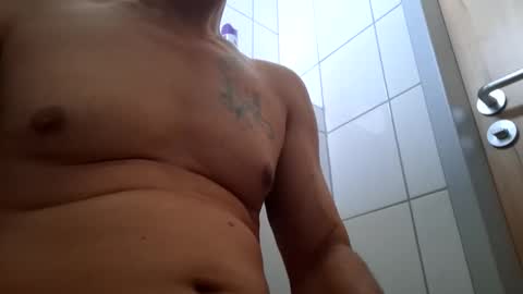 Snapshot of balatit74 chatting on October 2025 10:16:02 AM Rod of Pleasure online show from October 2025 10:16:02 AM