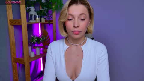 Snapshot of balerinacappuccino_ chatting on March 2026 05:25:02 AM Elly online show from March 2026 05:25:02 AM