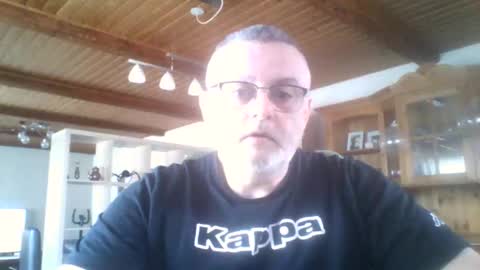 Snapshot of ballspain chatting on May 2026 06:20:01 AM Oldgrumpy12 online show from May 2026 06:20:01 AM