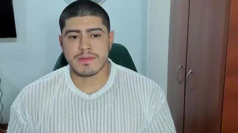 Andres -  online show from September 2025 11:44:01 AM