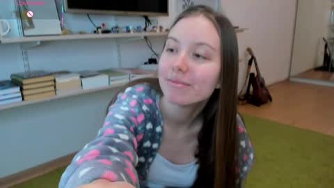 Kira online show from February 2026 06:26:01 PM