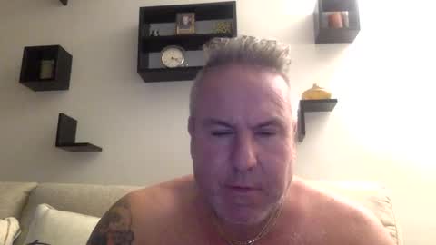 Snapshot of banana5289 chatting on December 2024 08:18:01 PM banana5289 online show from December 2024 08:18:01 PM