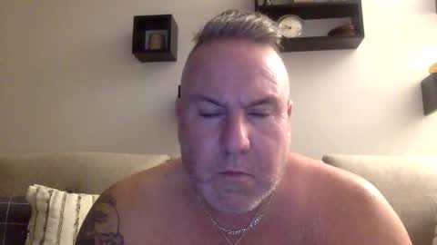 Snapshot of banana5289 chatting on December 2024 02:42:01 AM banana5289 online show from December 2024 02:42:01 AM