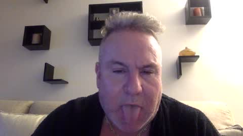 Snapshot of banana5289 chatting on January 2025 12:57:02 AM banana5289 online show from January 2025 12:57:02 AM