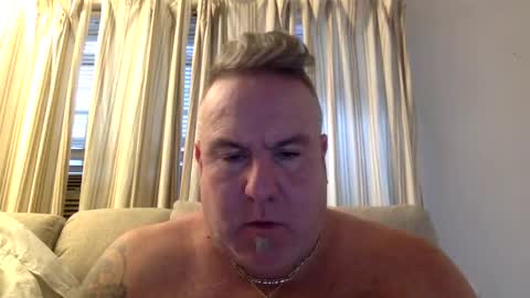 Snapshot of banana5289 chatting on January 2025 02:07:01 PM banana5289 online show from January 2025 02:07:01 PM