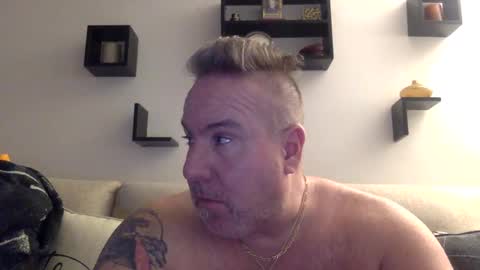 Snapshot of banana5289 chatting on March 2025 08:37:02 PM banana5289 online show from March 2025 08:37:02 PM
