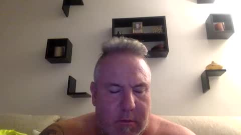 Snapshot of banana5289 chatting on September 2025 11:27:02 PM banana5289 online show from September 2025 11:27:02 PM