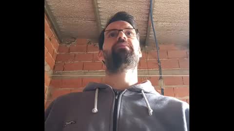 Ezequiel online show from November 2025 02:17:01 PM