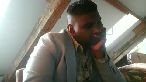 Snapshot of bandusrilanka200 chatting on September 2025 11:43:01 AM bandusrilanka200 online show from September 2025 11:43:01 AM