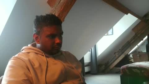 Snapshot of bandusrilanka200 chatting on October 2025 12:02:01 PM bandusrilanka200 online show from October 2025 12:02:01 PM