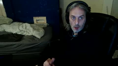 Snapshot of bangintoleather chatting on May 2026 02:19:01 AM bangintoleather online show from May 2026 02:19:01 AM