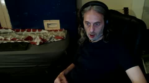 Snapshot of bangintoleather chatting on May 2026 02:08:02 AM bangintoleather online show from May 2026 02:08:02 AM