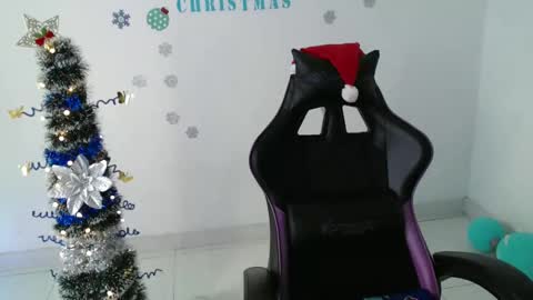 Snapshot of barbara1311 chatting on December 2024 07:05:01 PM barbara1311 online show from December 2024 07:05:01 PM