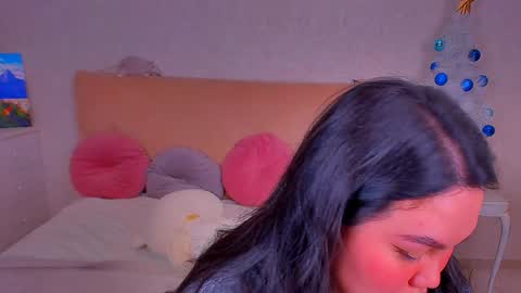 Snapshot of barbara_bb chatting on December 2024 07:49:02 PM Barbie Kim online show from December 2024 07:49:02 PM