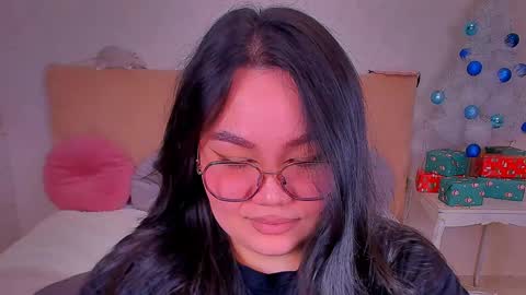 Snapshot of barbara_bb chatting on December 2024 01:55:02 AM Barbie Kim online show from December 2024 01:55:02 AM