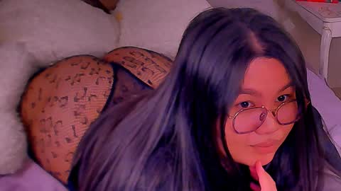 Snapshot of barbara_bb chatting on January 2025 05:03:01 AM Barbie Kim online show from January 2025 05:03:01 AM