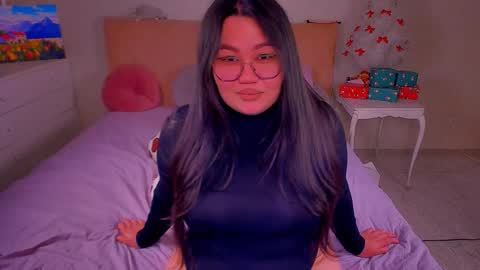 Snapshot of barbara_bb chatting on January 2025 11:07:01 AM Barbie Kim online show from January 2025 11:07:01 AM