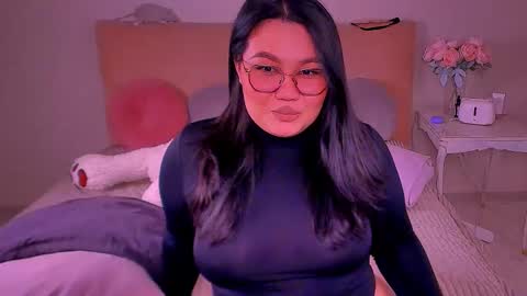 Snapshot of barbara_bb chatting on March 2025 02:39:02 AM Barbie Kim online show from March 2025 02:39:02 AM