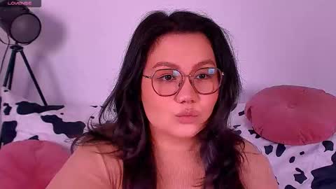 Snapshot of barbara_bb chatting on October 2025 05:56:02 PM Barbie Kim online show from October 2025 05:56:02 PM