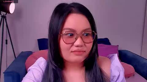 Barbie Kim online show from December 2025 12:37:02 AM