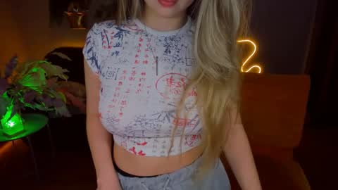 Snapshot of barbaramiles chatting on January 2025 02:14:02 PM Barbara online show from January 2025 02:14:02 PM