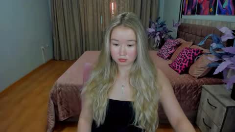 Snapshot of barbaramiles chatting on September 2025 10:39:02 AM Barbara online show from September 2025 10:39:02 AM