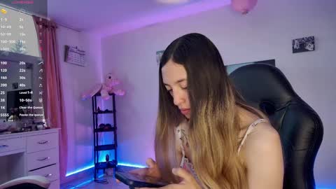 Snapshot of barbie20_ chatting on May 2026 12:44:02 PM sexy Barbie online show from May 2026 12:44:02 PM