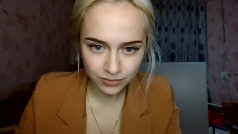 barbie___girl online show from November 2025 05:08:01 PM