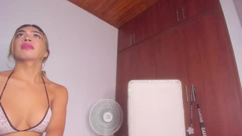 Snapshot of barbie_ds chatting on September 2025 02:11:02 PM barbie_ds online show from September 2025 02:11:02 PM