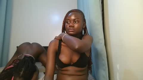 queen online show from November 2025 01:05:01 AM