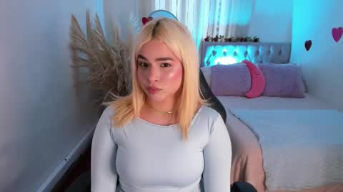 Snapshot of barbiehannab chatting on February 2026 07:25:02 PM barbiehannab online show from February 2026 07:25:02 PM