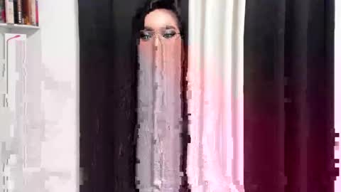 Snapshot of barbiekharie chatting on January 2025 06:49:01 PM Issa Trap online show from January 2025 06:49:01 PM