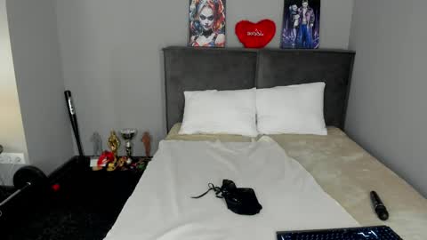 Snapshot of barbiemuscle1 chatting on May 2026 02:03:02 PM Barbie online show from May 2026 02:03:02 PM
