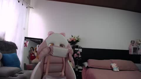 Snapshot of barbysweet1 chatting on March 2025 03:45:02 PM VALENTINA online show from March 2025 03:45:02 PM