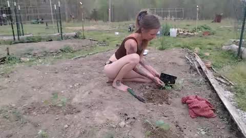 BareFootMuse online show from April 2026 10:15:02 PM