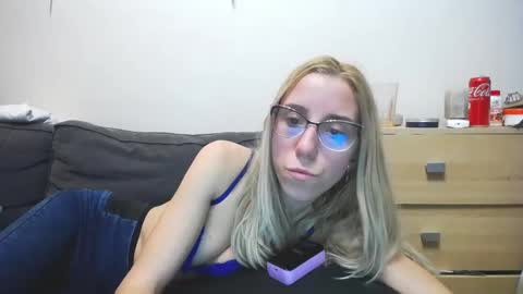 Lena online show from March 2025 08:00:02 PM