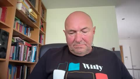 Snapshot of bartvel chatting on April 2026 10:40:02 AM bartvel online show from April 2026 10:40:02 AM